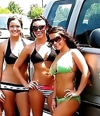 Girls in bikinis hot show on my cam