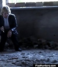 Unscripted spicy shots of bladder busting action