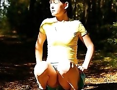 Peeping after a sexy tart tinkling in the woods